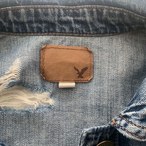 Spring Sale - American Eagle Distressed Jean jacket - Picture 2 of 3